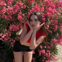 Alina_Shine Φωτ, Προφίλ