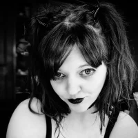 Gambar Profil HellaHellastoned