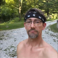 Yourkingbee1's Profilna slika