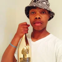 FuckBuddy0228 Φωτ, Προφίλ