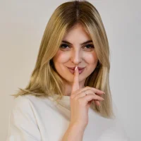 DanielaReese's Profilna slika