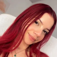 Daphnne_s' Avatar Pic