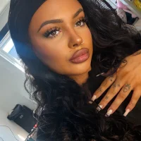 nova_steele's Offline Chat Room