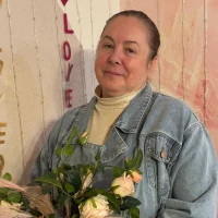 Helen_Pure's Profile Pic