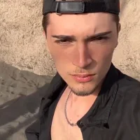 darkbrey's Profile Pic