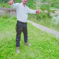 HelpingFashion's Profile Pic