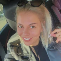 tanyagrey's Avatar Pic