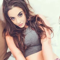 cherrypoptart12 的个人资料图片