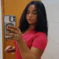 juliacamposs's Profile Pic