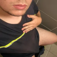 Loulou83160 webcam