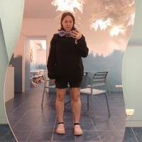 EmilyCollins_34 Adlı Modelin Avatarı