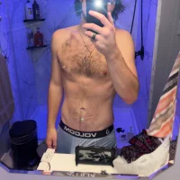 Modèle webcam KriskyKreams