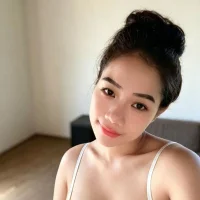 DarkCherry6969's Avatar Pic