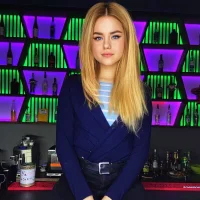 whitekitty333's Profile Pic