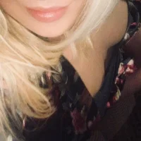 Feedhiswife's Profile Pic