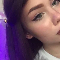 OpeliaSilvers's Profile Pic