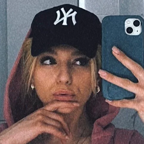 Emmayoughtonn profile photo