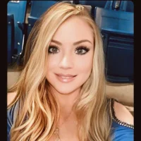 amandatheblondewife avatarbilde