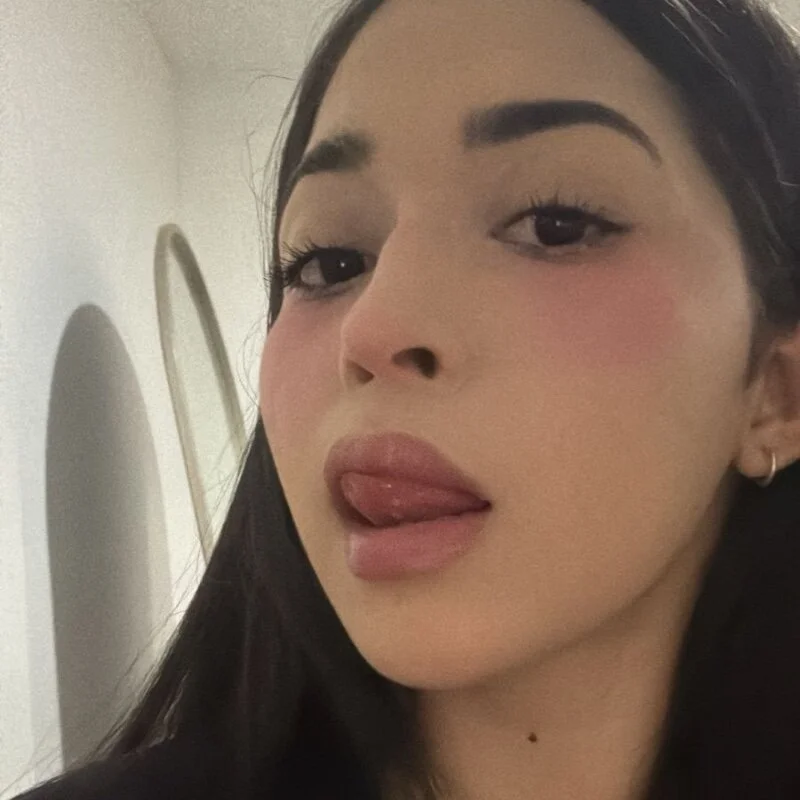 Carobombom profile photo