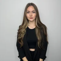PetraHey's Profile Pic