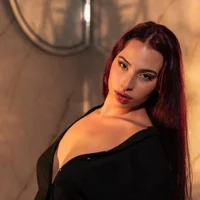 nova_silk's Avatar Photo