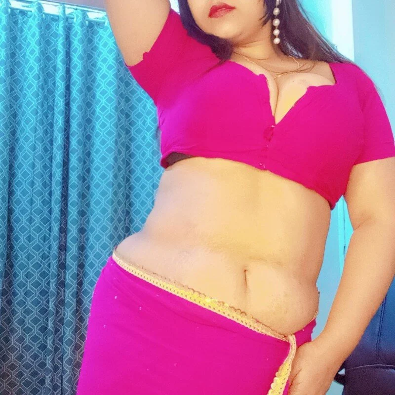 Yourroshini profile photo