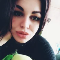 Sally_Syble's Profile Pic