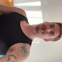 Longdick24ccm 頭像圖片