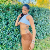 LOLAx01's Profile Pic