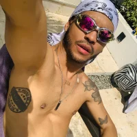 ricky_vill_'s Avatar Pic