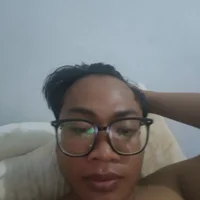 Dihineee webcam