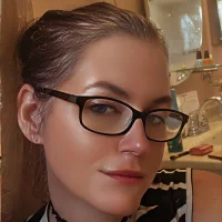 StaceySkyyyxxx's Profile Pic