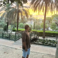 รูปโปรไฟล์ของ Starstev