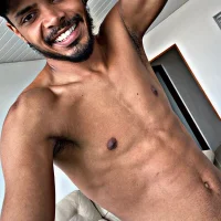 Rodrigues_Ca's Profile Pic