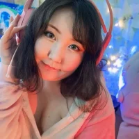 PoppyJopa's Profile Pic