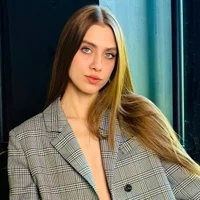 VeraBlanc model avatar