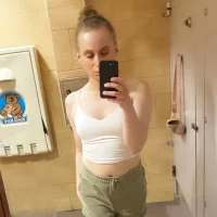 รูปโปรไฟล์ของ ellie-nyx