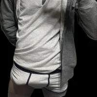 รูปโปรไฟล์ของ victorhugo97