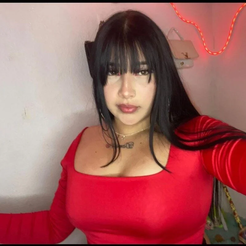 violet_rouss profile photo