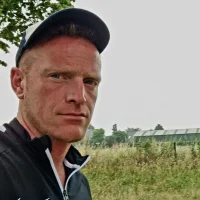 Dutch34_'s Avatar Photo