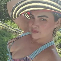 CAROL_HOT08's Avatar Pic