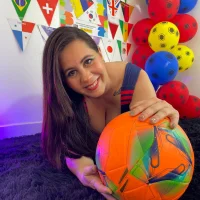 Sophie_Tyler Adlı Modelin Avatarı