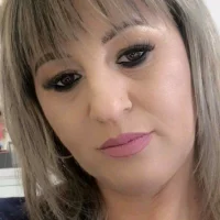 hornymilf72 头像图片