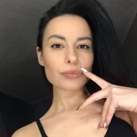 Lerika_vibe Gambar Avatar
