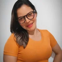 Ruby_Eyes 的个人资料图片