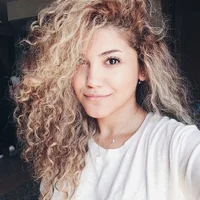 תמונת פרופיל של Evelyn_Moore_