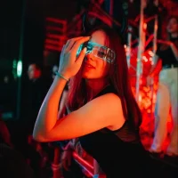 รูปอวาตาร์ของ Lizza_crown1