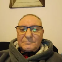 Essexken Φωτ, Προφίλ