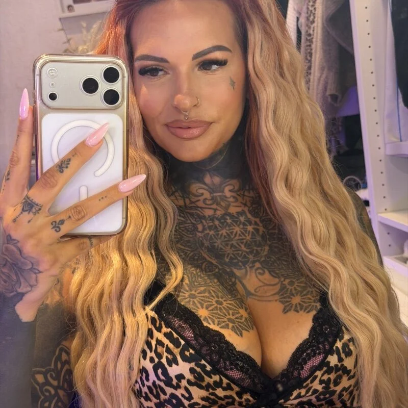 AileenInkOfficial Stripchat profile image