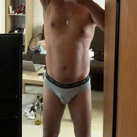 Scorpion_Dubai's Offline Chat Room